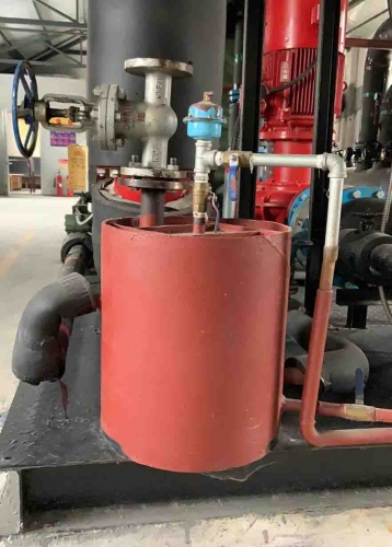 帶補水功能的排氣系統