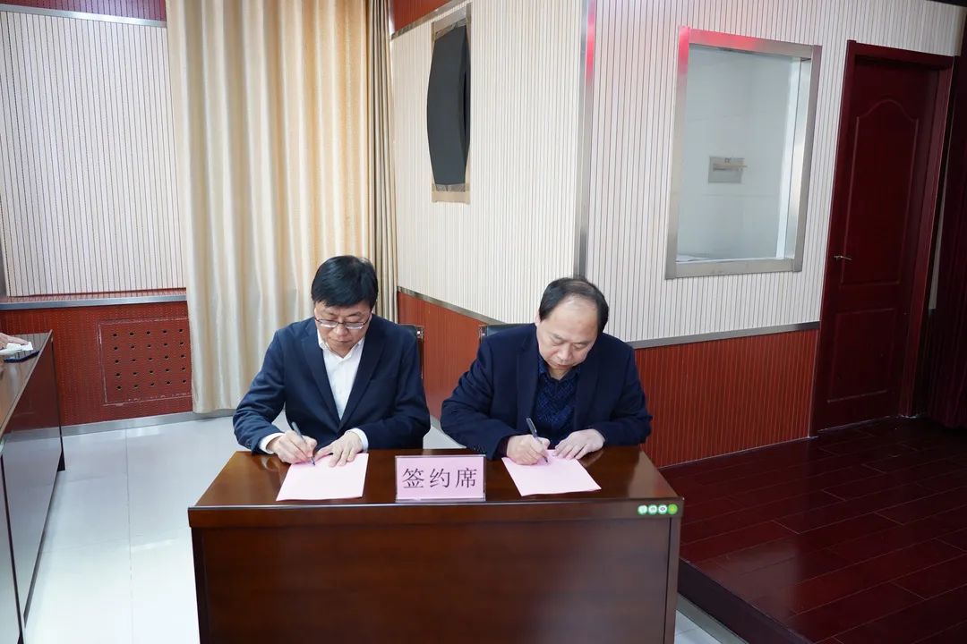 1648608432861122.jpg 640 (1).jpg